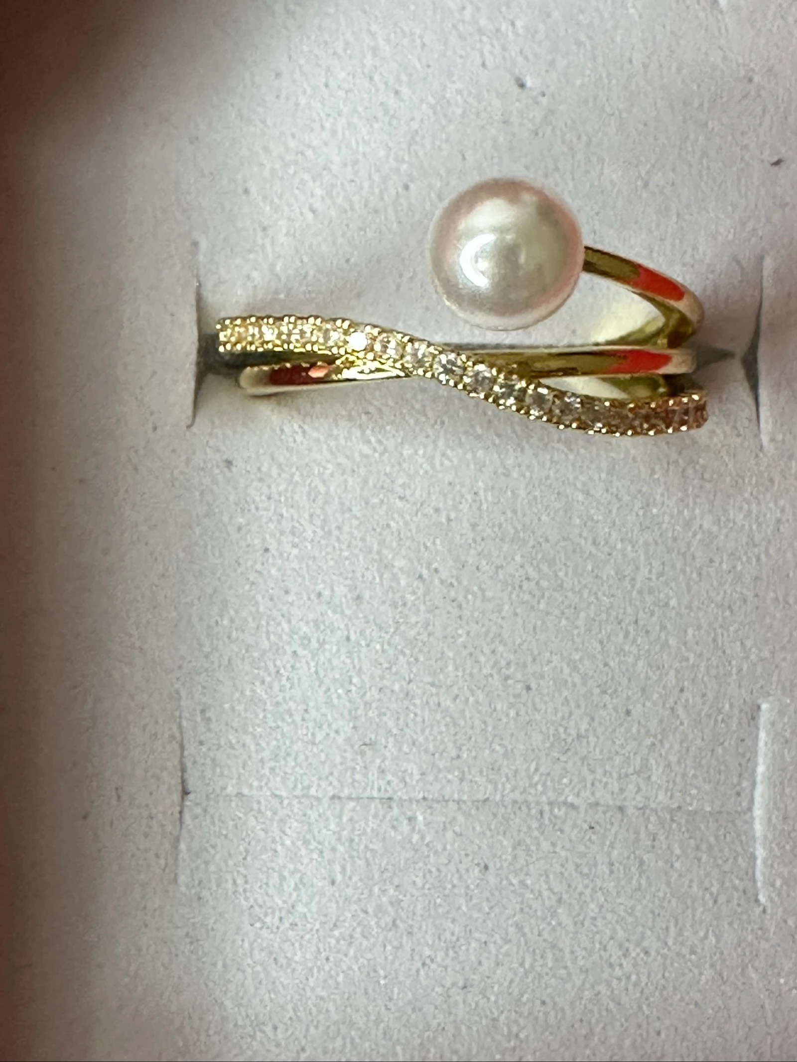 Open gold-plated ring with mother-of-pearl and rhinestones – photo 6